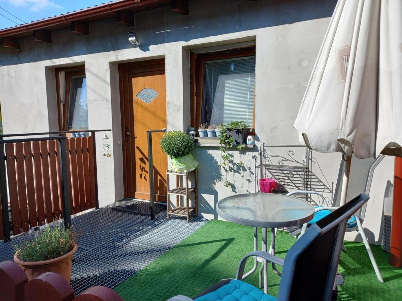 App Tony Beroun Apartment Beroun  Luaran gambar
